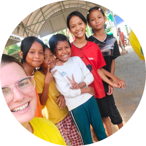 Australian university students volunteer on health promotion projects in Cambodia