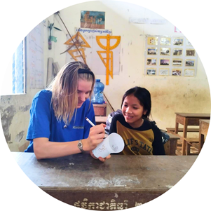 Australian university students teach STEM education in Cambodia as part of a volunteer abroad program